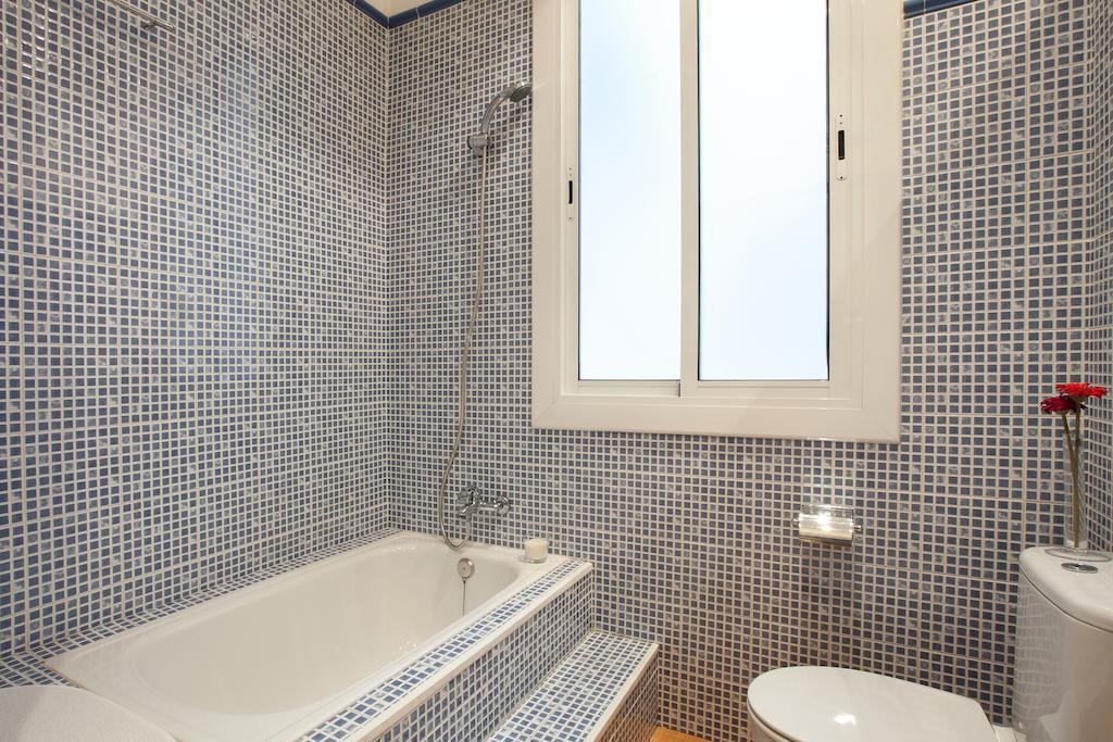 Modernist Apartment Барселона Стая снимка
